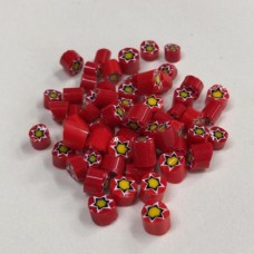 Millefiori 5/6 mm - Pacotes com 20g (COE 104) Vermelho / Estrela